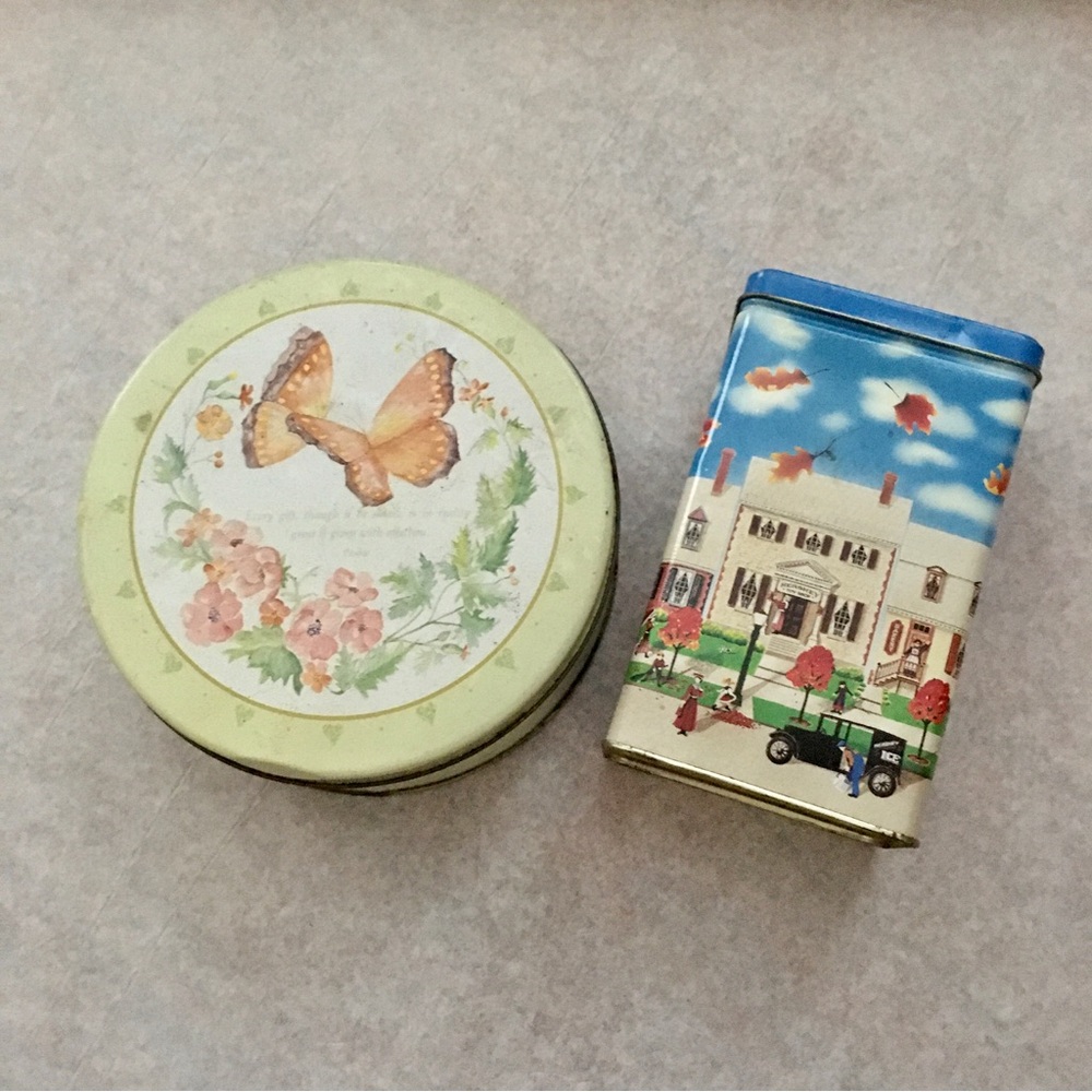 LP Vintage 90s Hershey Kisses Tins Set of 2 | One Round, Other Rectangular